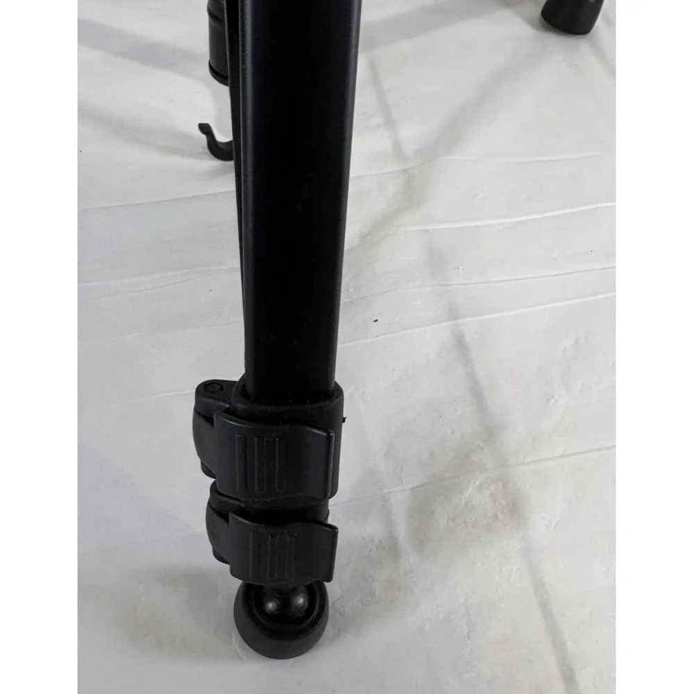 TARGUS Camera Tripod With Carry Bag Lightweight Adjustable Pan Tilt Head